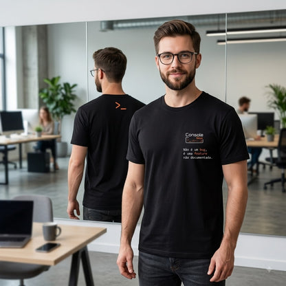 Camiseta Programador "Não é um Bug, é uma Feature" - Console Wear
